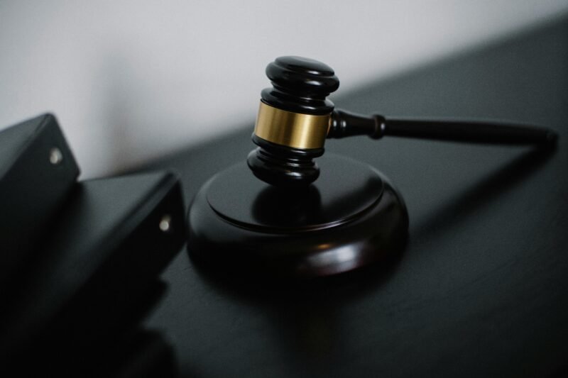Attorney vs Lawyer: Simple Yet Undeniable Difference